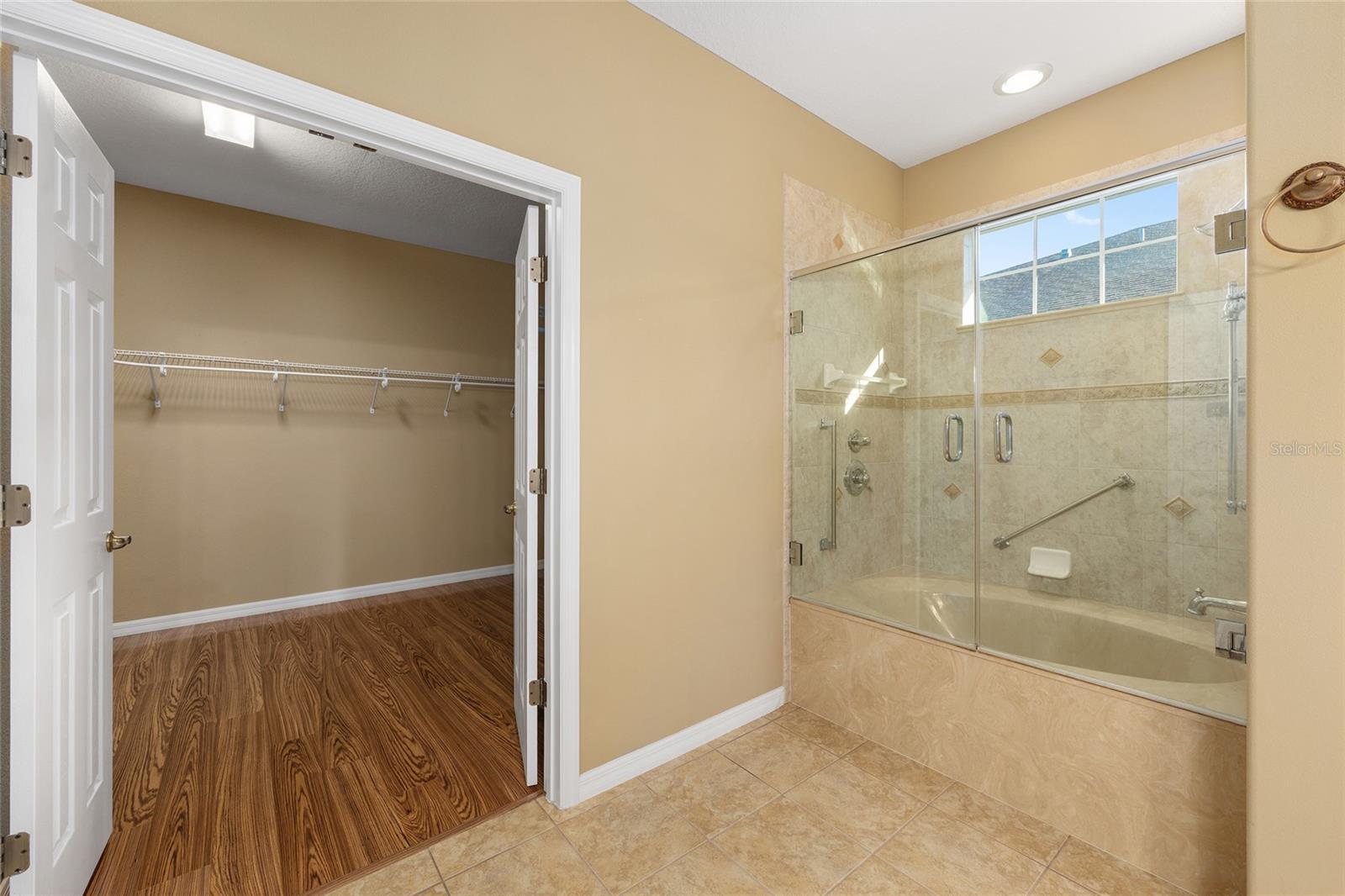 Image 30 of 48 For 8650 83rd Loop