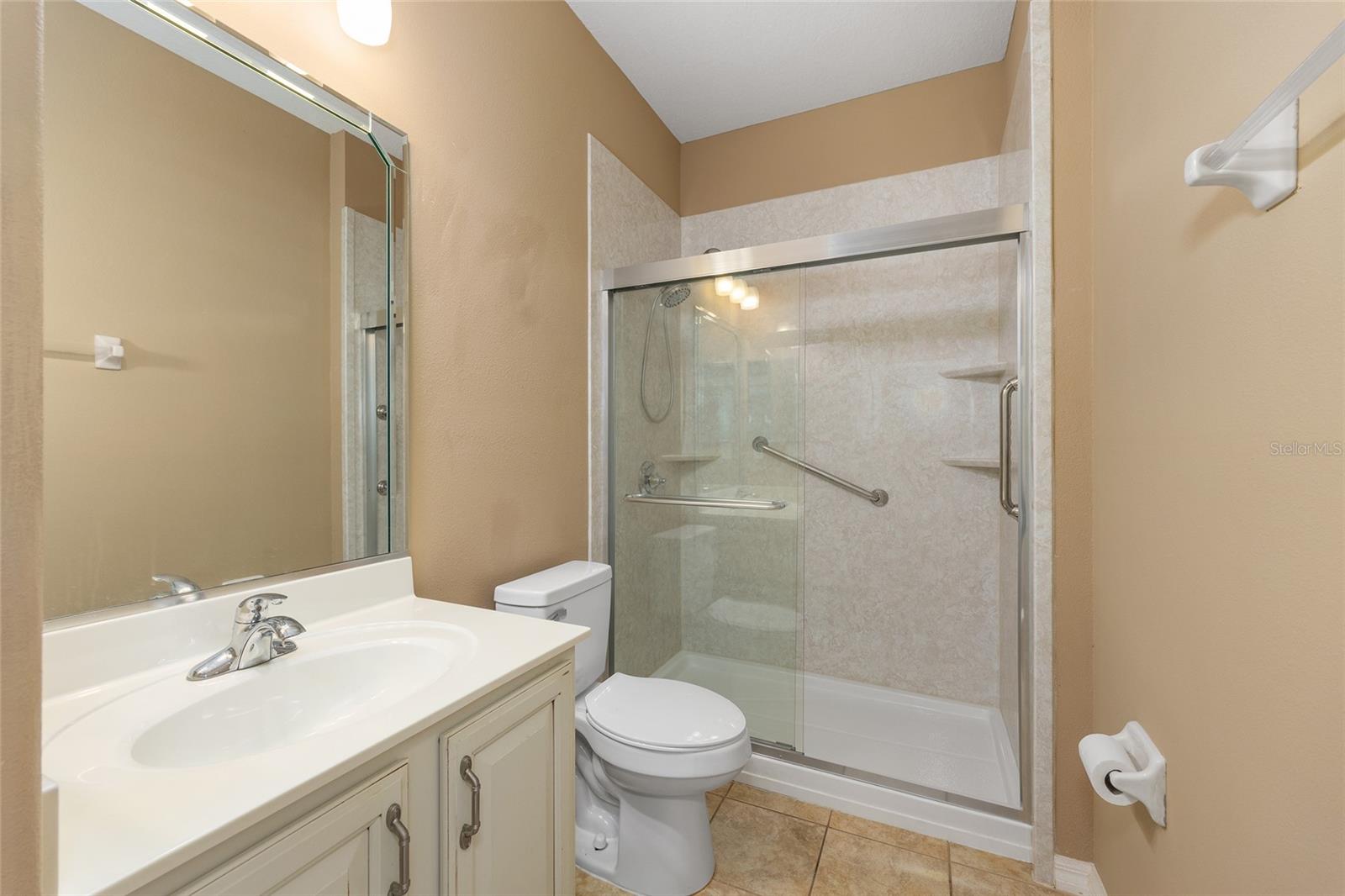 Image 32 of 48 For 8650 83rd Loop