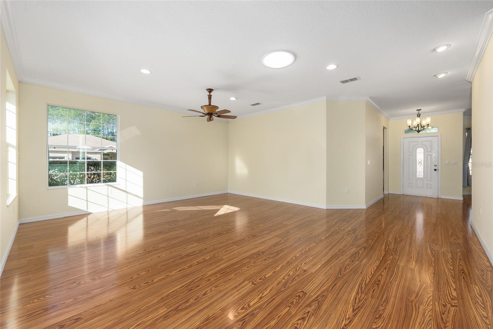 Image 9 of 48 For 8650 83rd Loop