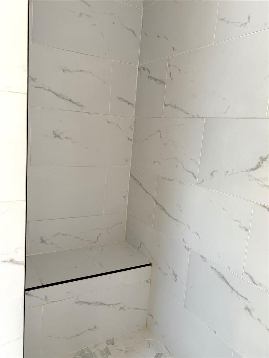 Image 27 of 52 For 2272 Grandview Avenue