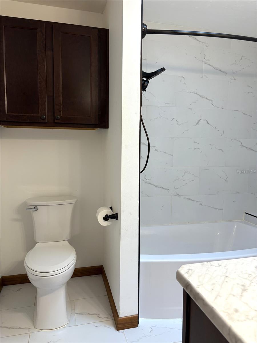 Image 31 of 52 For 2272 Grandview Avenue