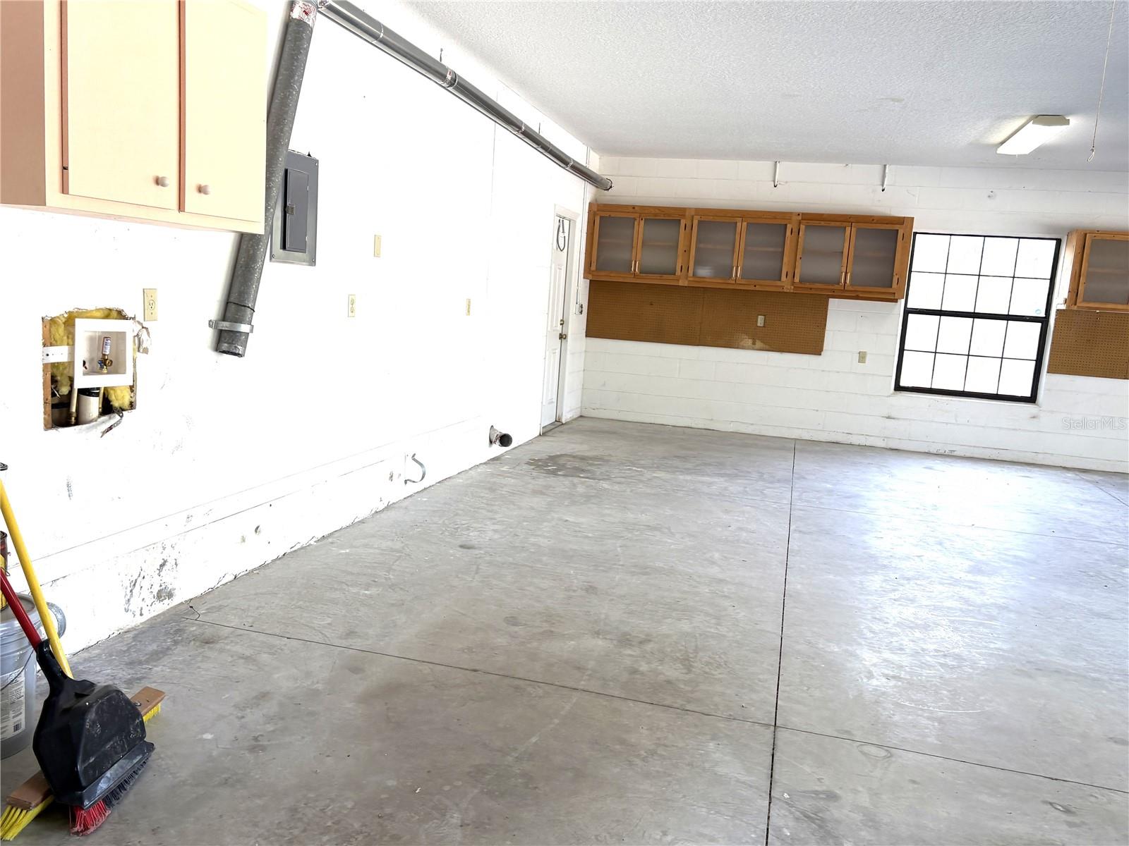 Image 45 of 52 For 2272 Grandview Avenue