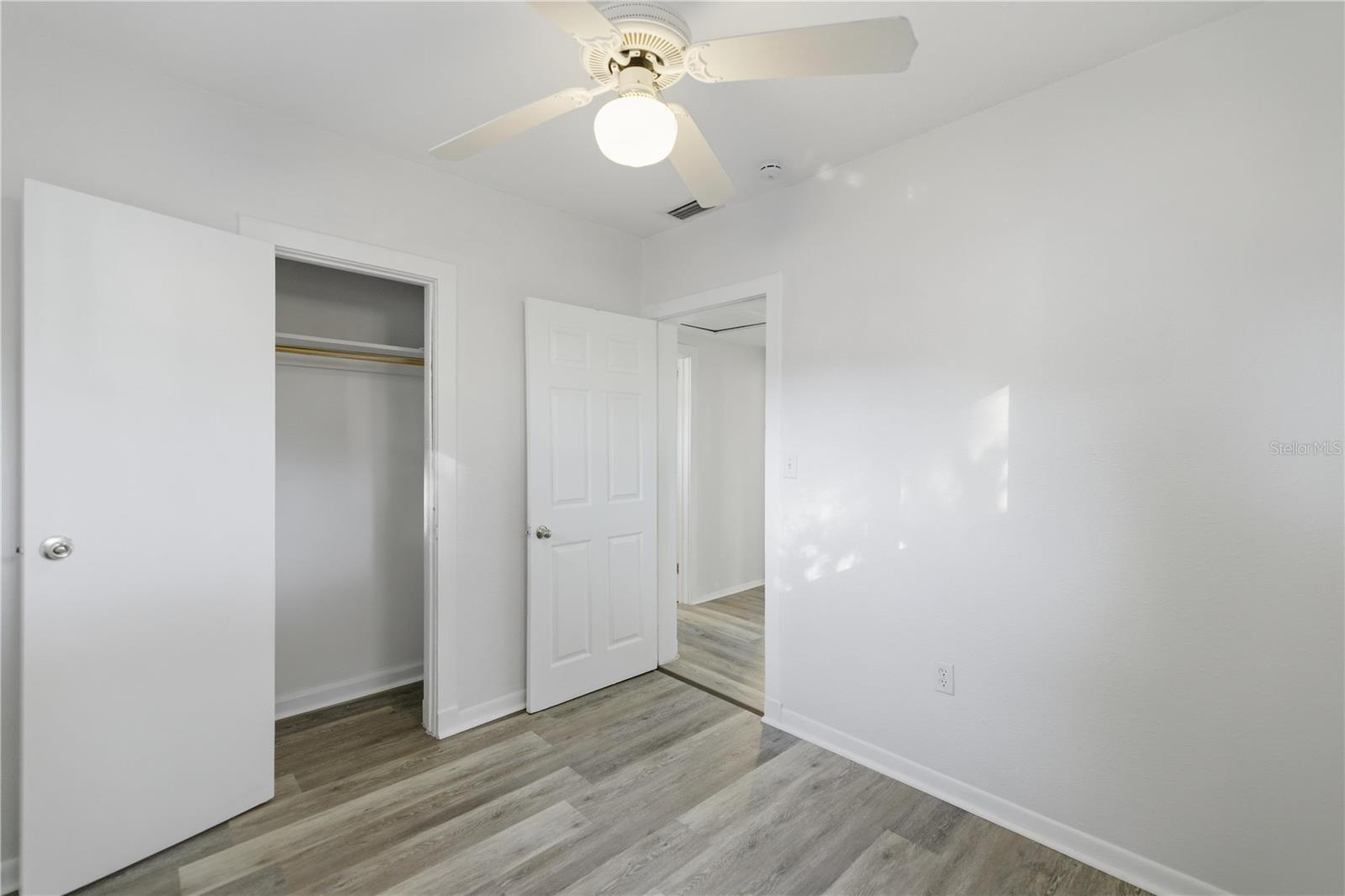 Image 24 of 39 For 604 Ross Street