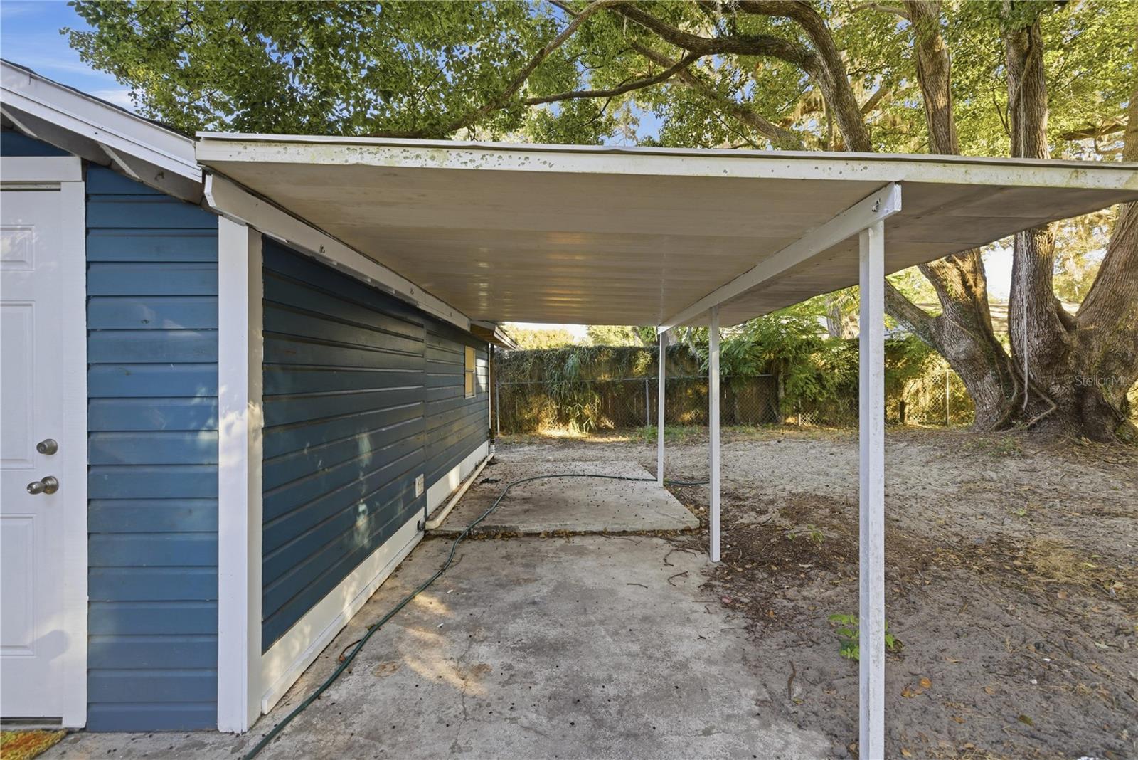 Image 36 of 39 For 604 Ross Street