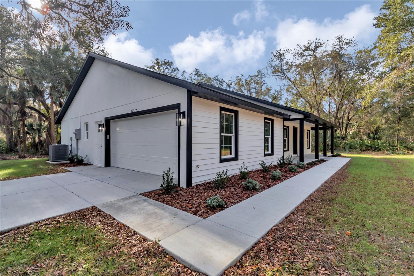 Listing photo id 13 for 12372 Checkerberry Drive