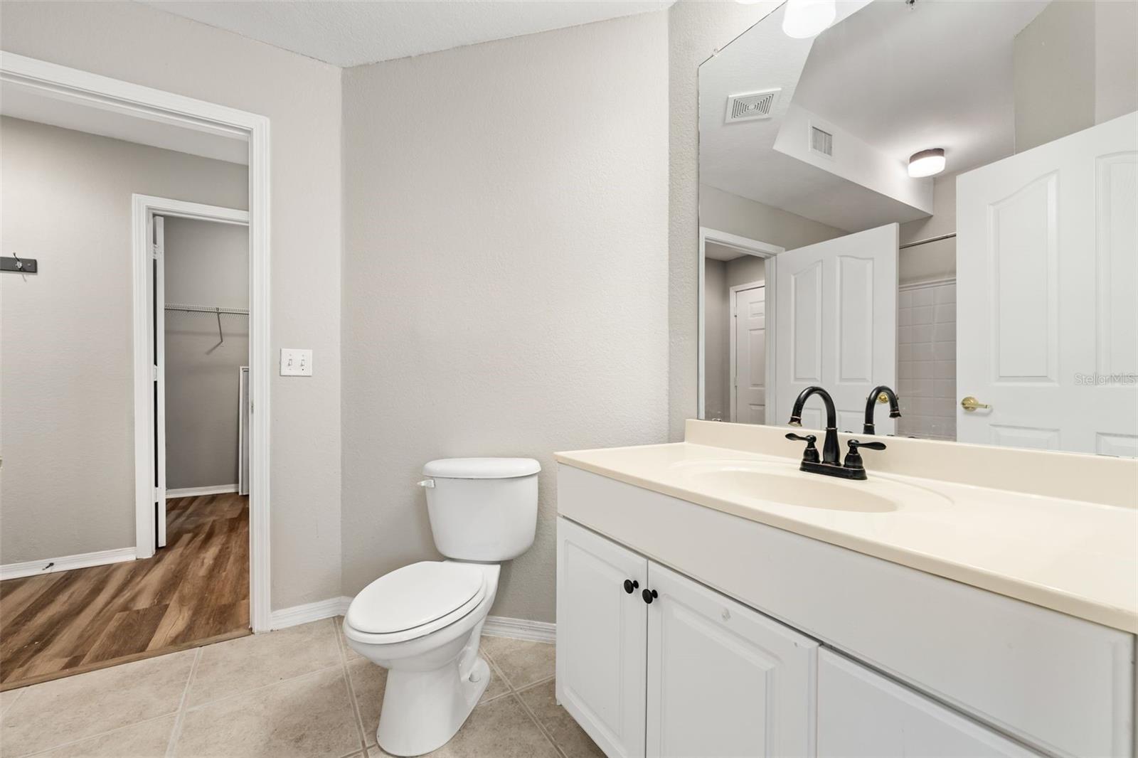 Image 14 of 24 For 2211 16th Terrace 2211