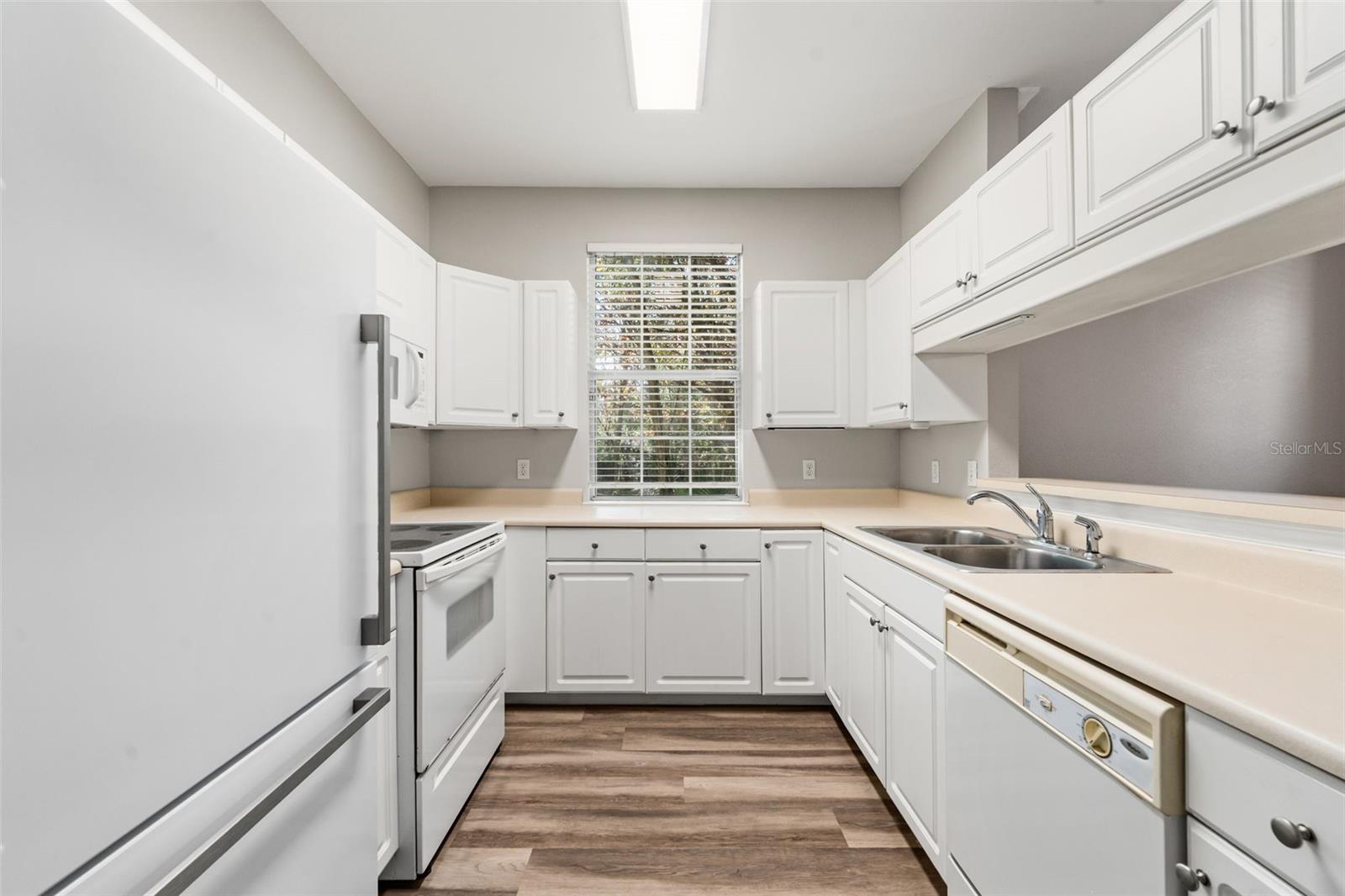 Image 5 of 24 For 2211 16th Terrace 2211