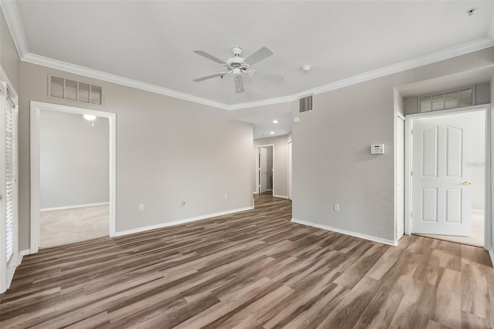 Image 9 of 24 For 2211 16th Terrace 2211