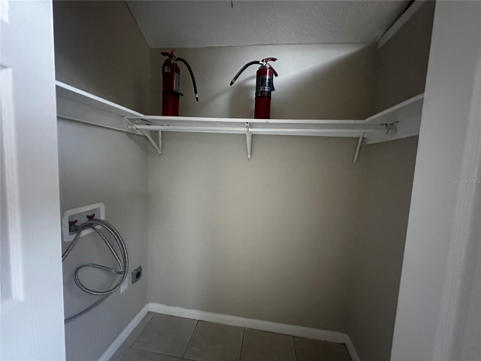 Image 5 of 7 For 2214 Silver Springs Boulevard 22