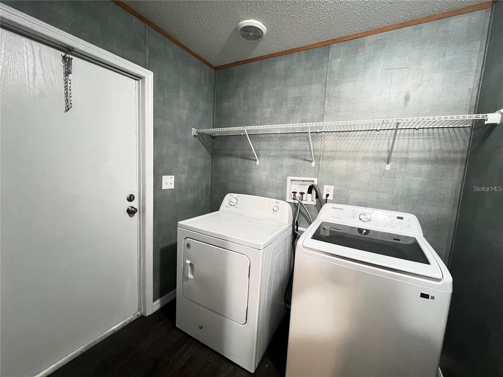 Image 27 of 35 For 10 69th Avenue