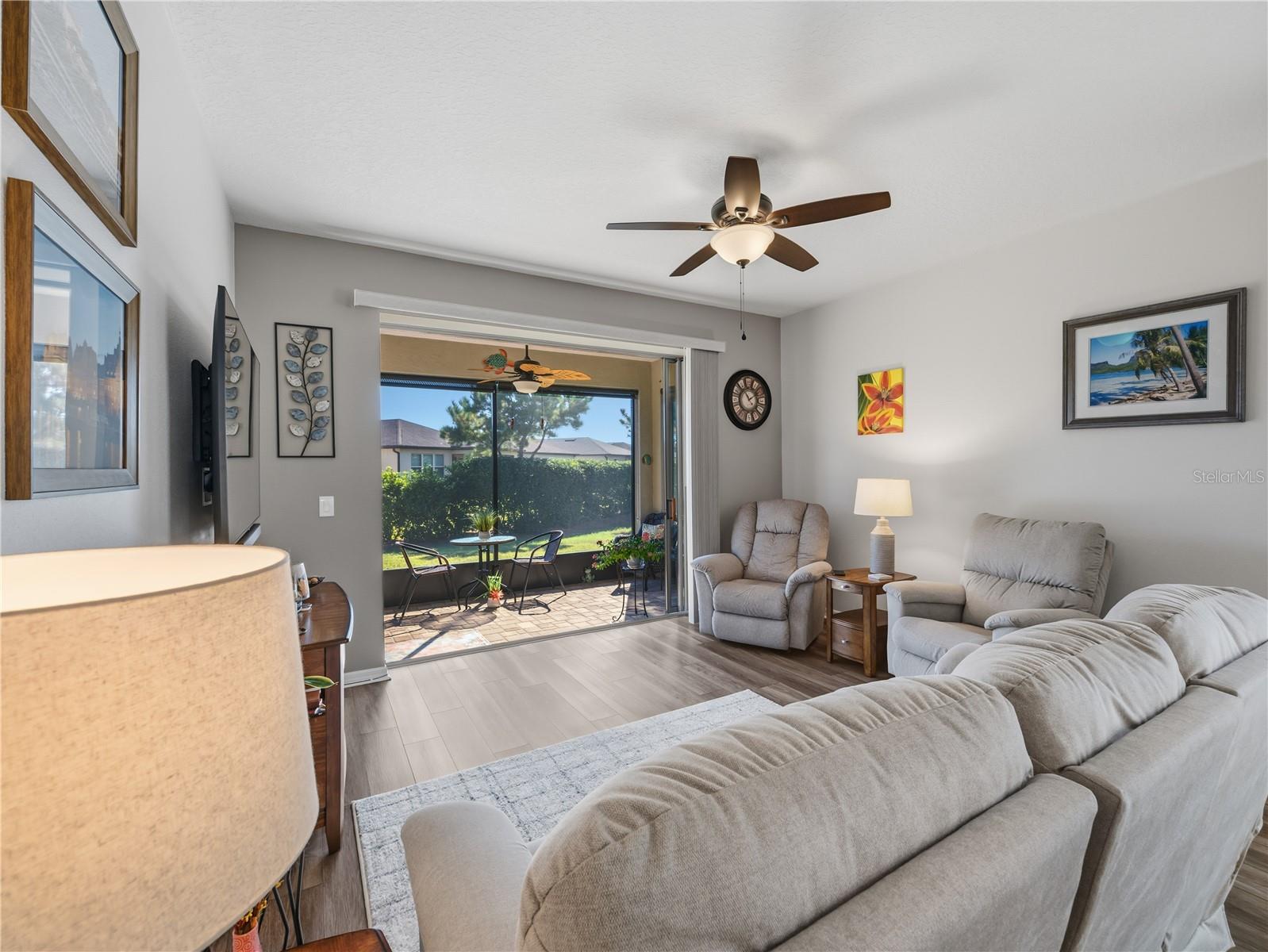 Image 14 of 49 For 9652 63rd Loop