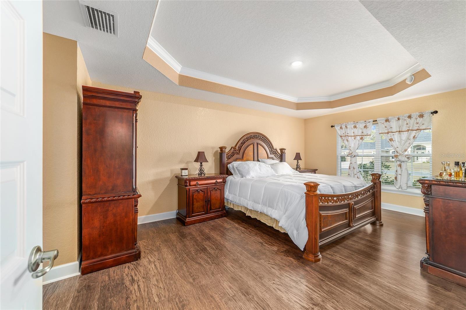 Image 26 of 38 For 4000 98th Place