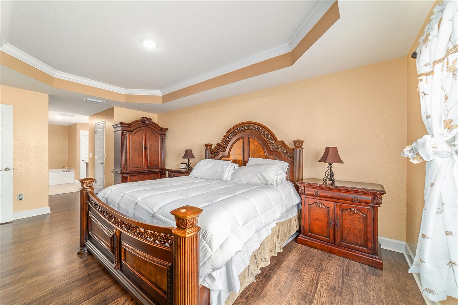 Image 27 of 38 For 4000 98th Place