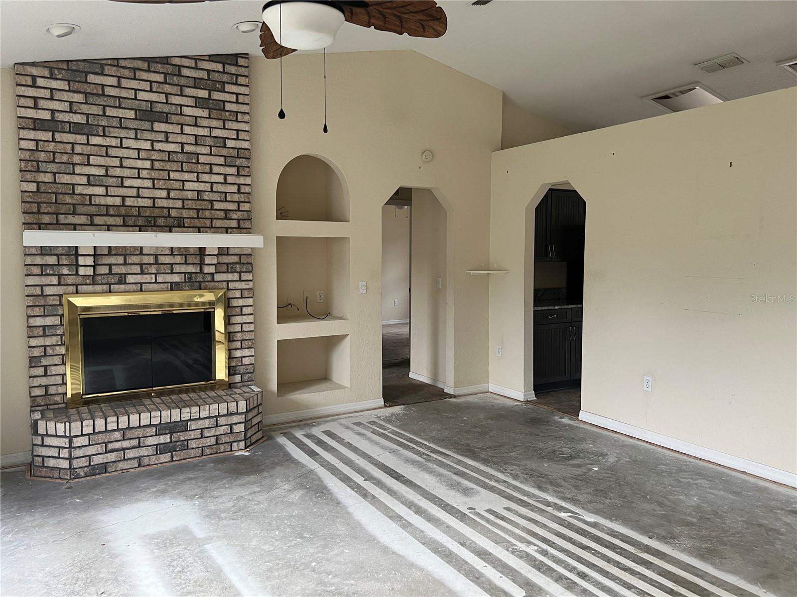 Image 4 of 18 For 63 Pecan Pass