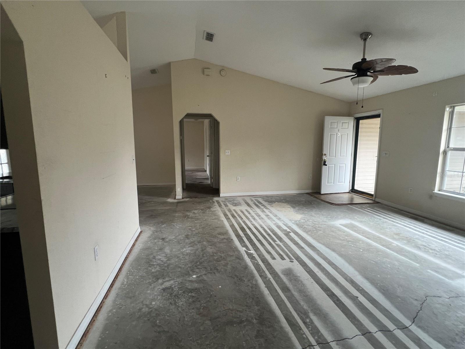 Image 5 of 18 For 63 Pecan Pass