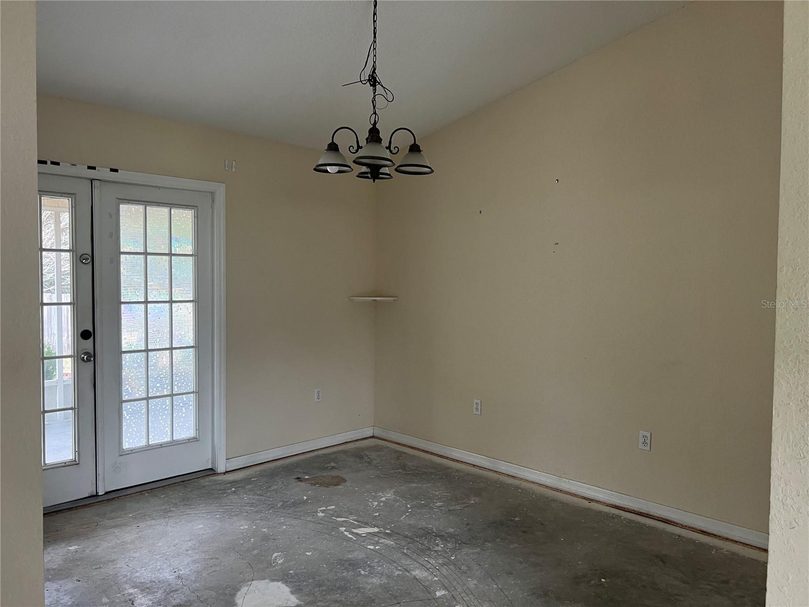 Image 6 of 18 For 63 Pecan Pass