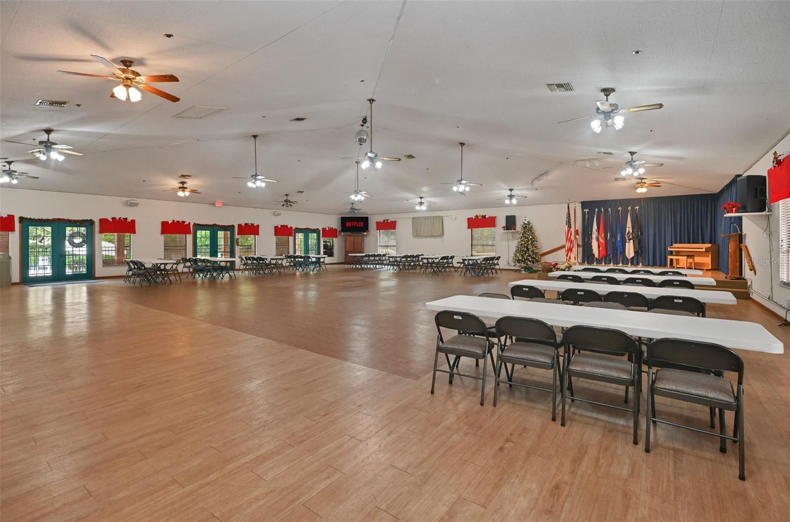 Image 22 of 30 For 8329 106th Street