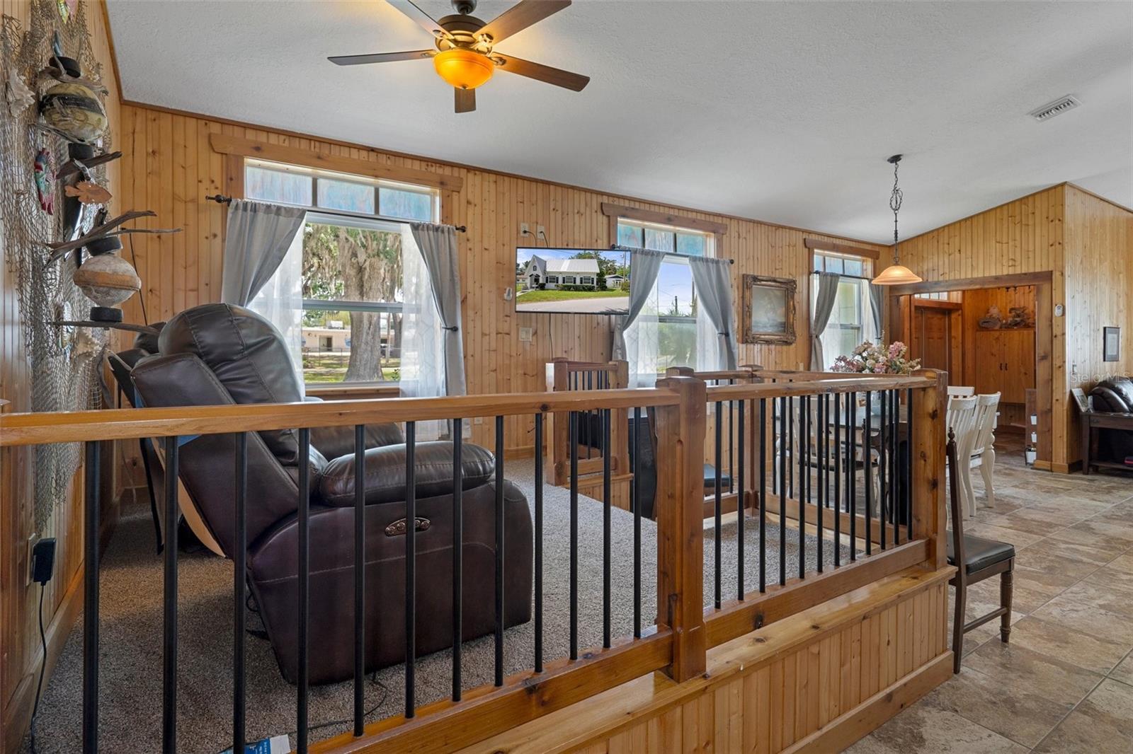 Image 20 of 56 For 10990 Seminole Place