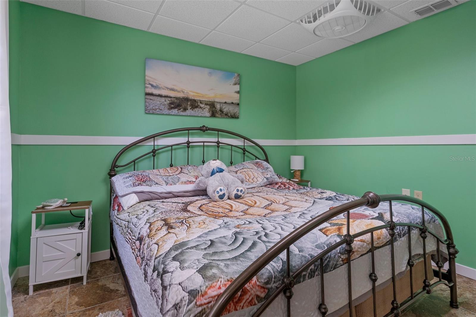 Image 26 of 56 For 10990 Seminole Place