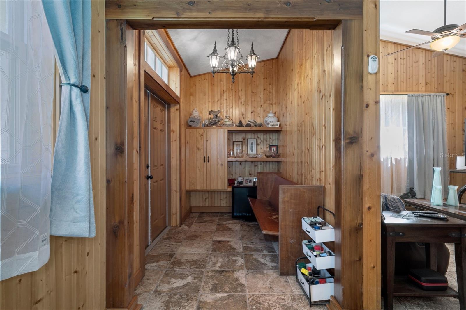 Image 6 of 56 For 10990 Seminole Place