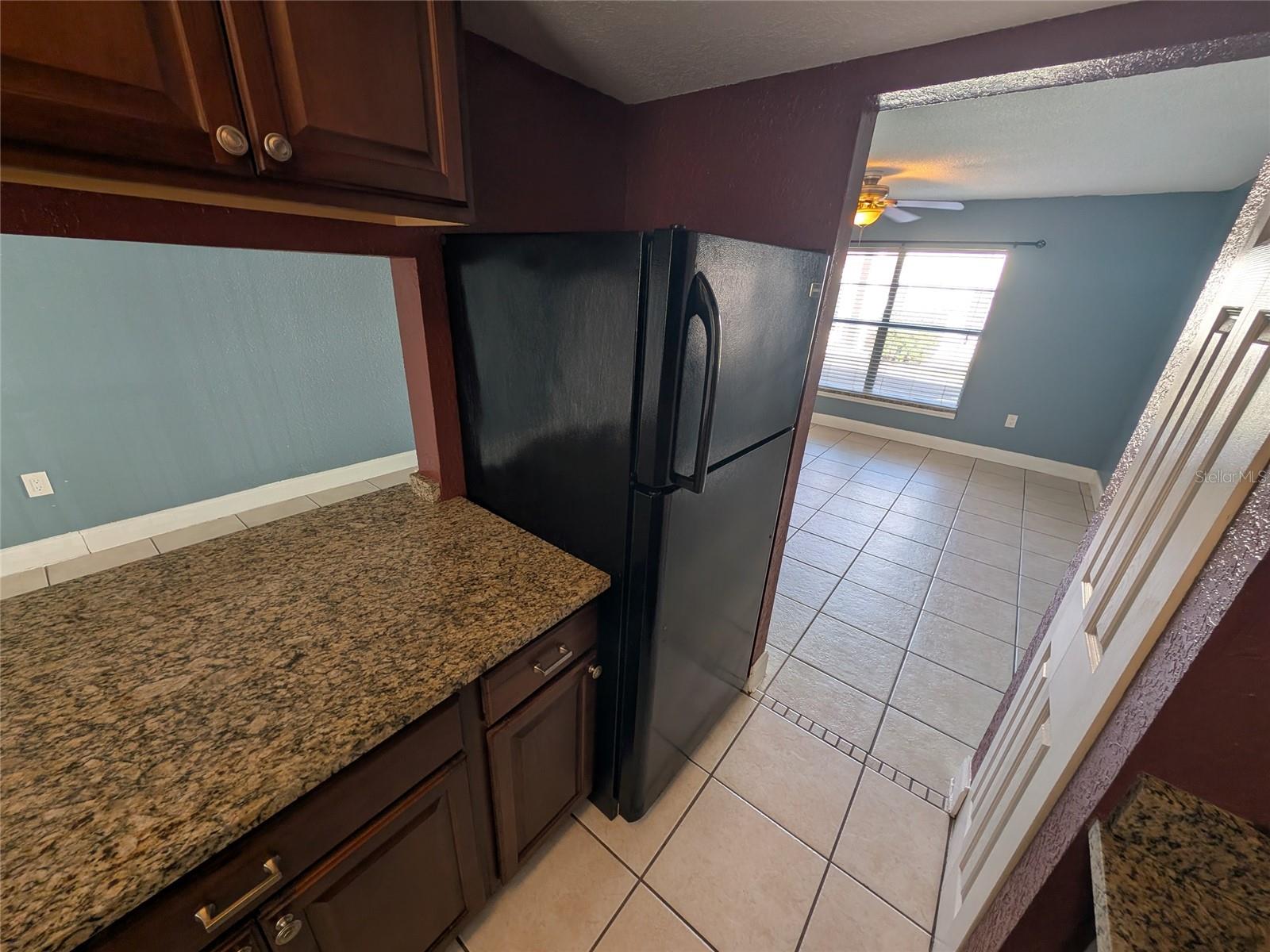 Image 14 of 25 For 2564 15th Avenue E