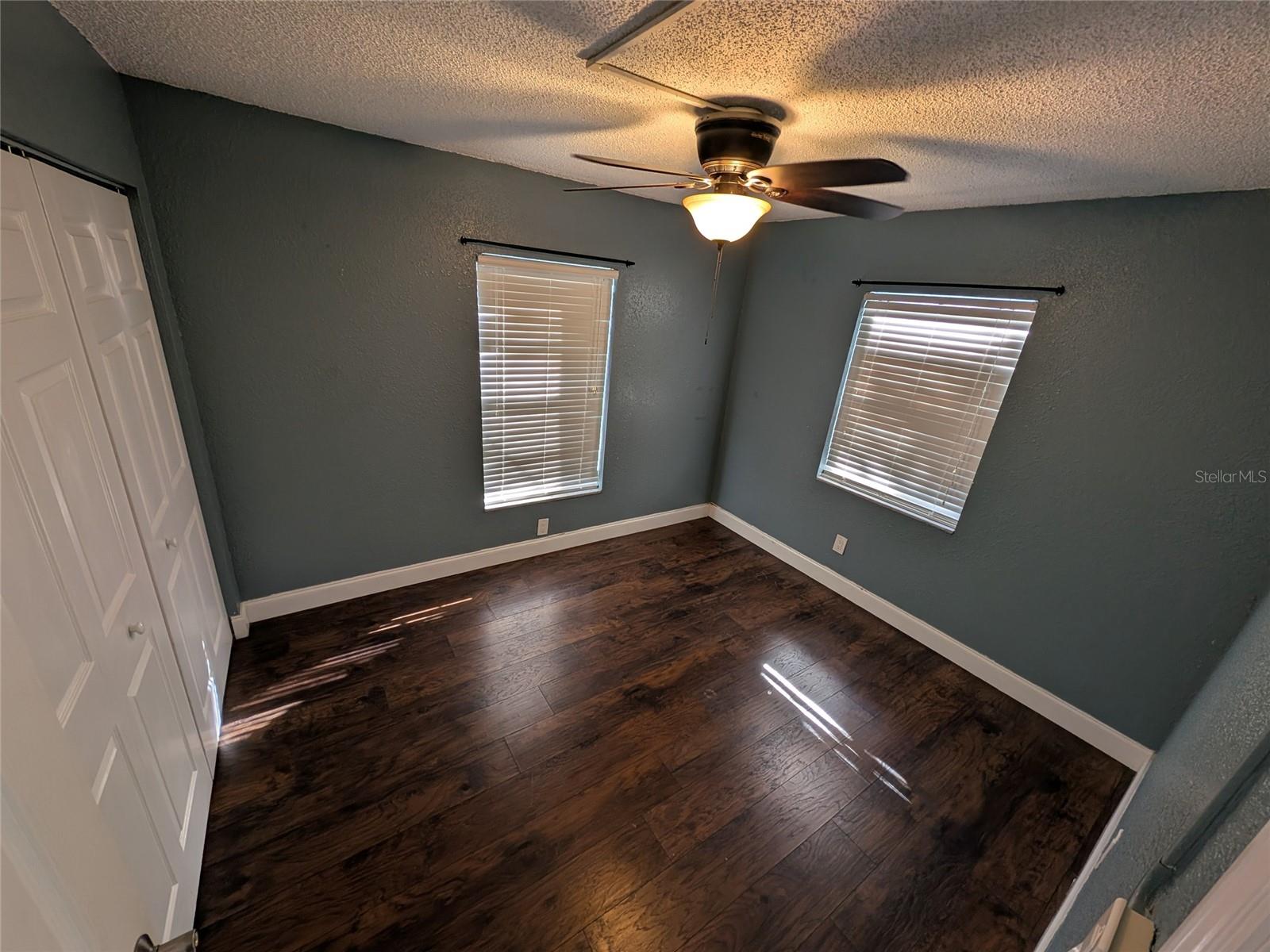 Image 24 of 25 For 2564 15th Avenue E