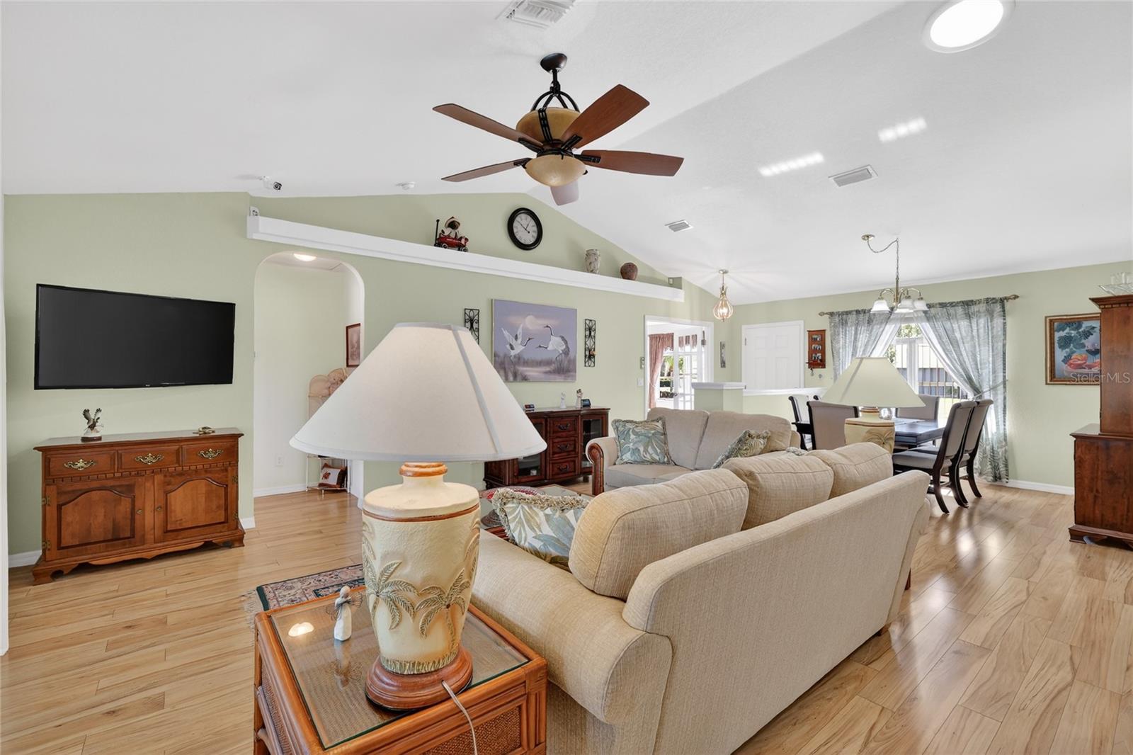 Image 12 of 30 For 12384 176th Loop