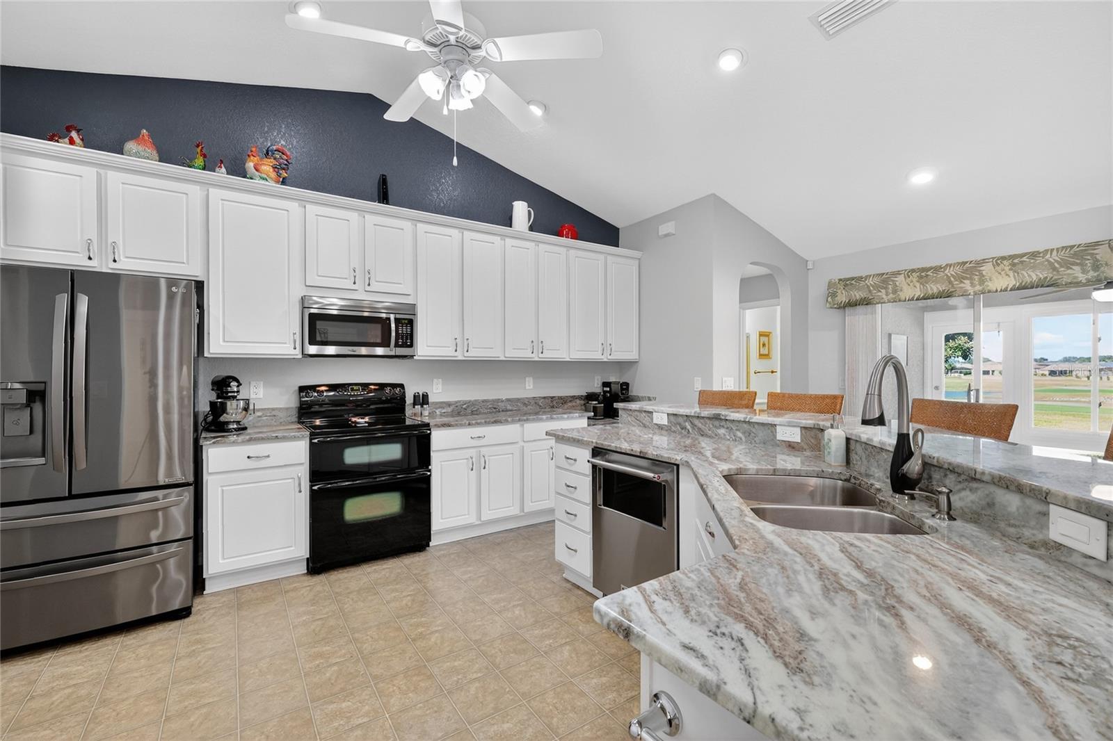 Image 14 of 30 For 12384 176th Loop