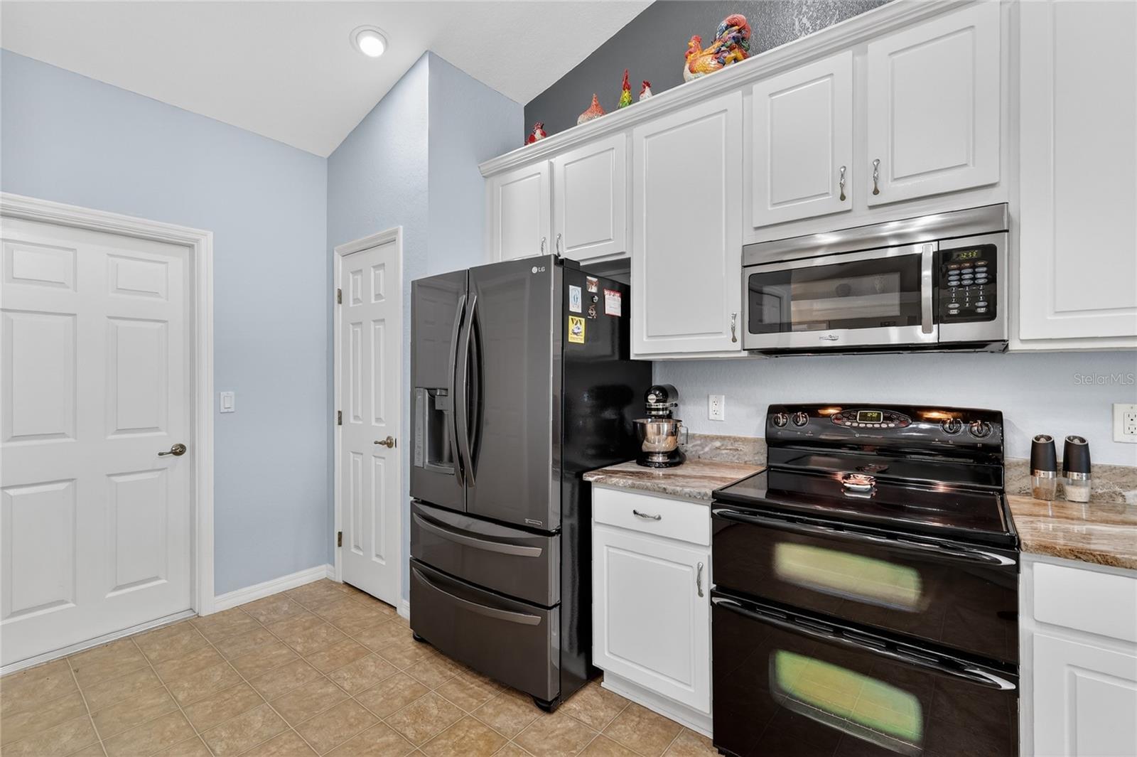 Image 17 of 30 For 12384 176th Loop