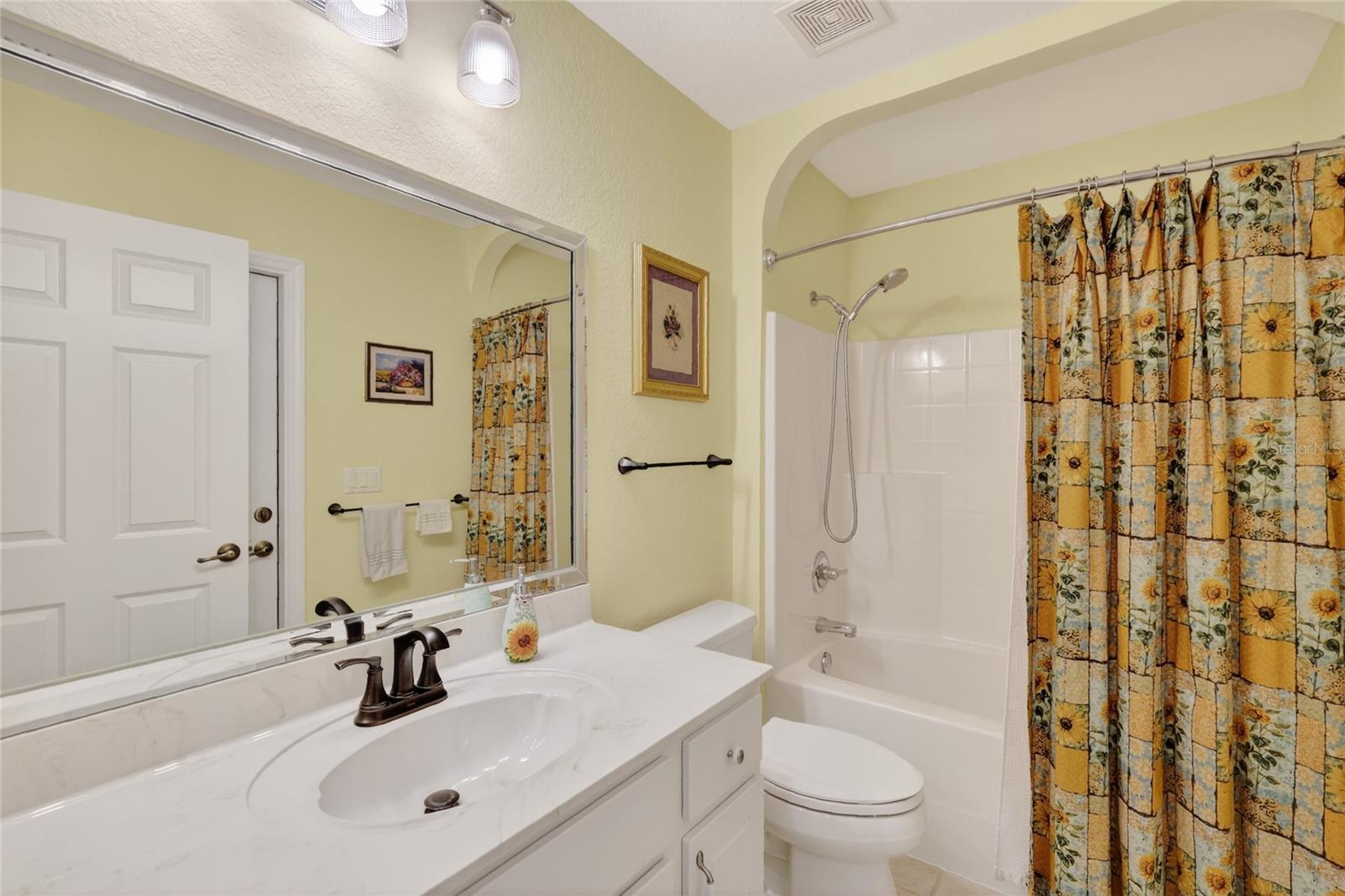 Image 26 of 30 For 12384 176th Loop