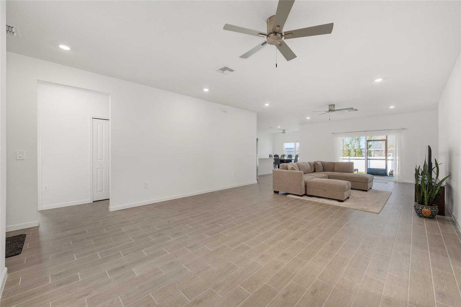 Image 16 of 42 For 8972 Sw 69th Terrace