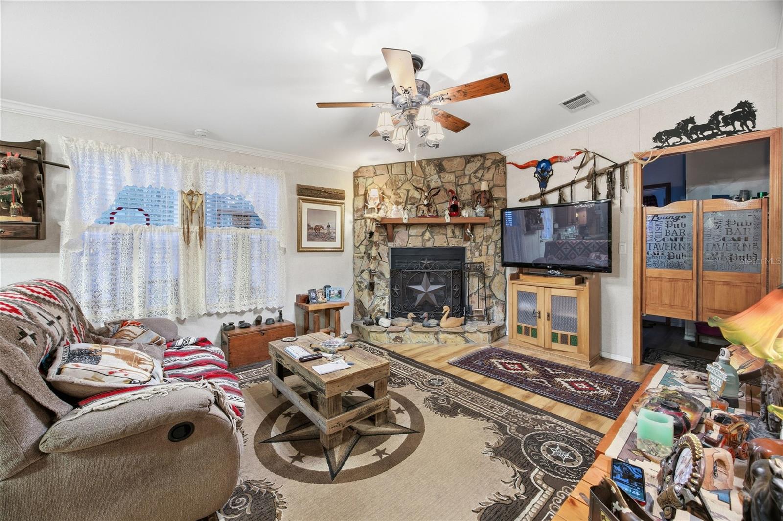 Image 18 of 34 For 975 107th Court