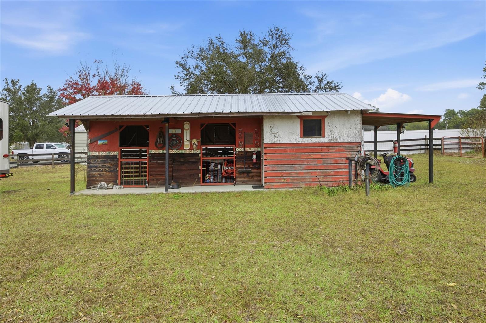 Image 6 of 34 For 975 107th Court