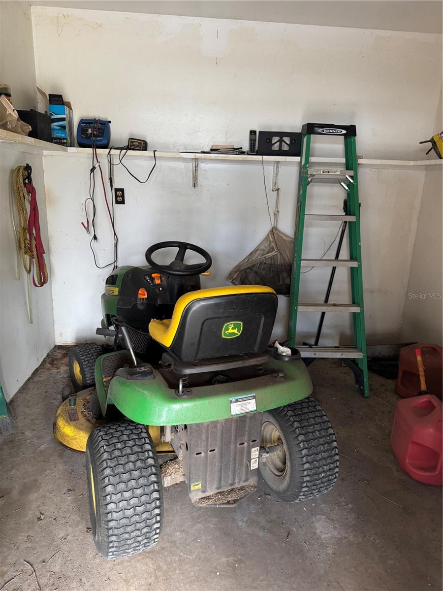 Image 8 of 57 For 14551 210th Court Road