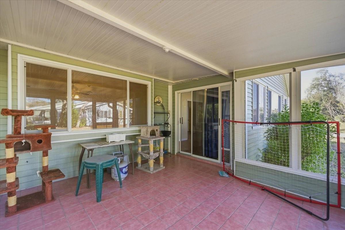 Image 19 of 39 For 11500 84th Avenue Road