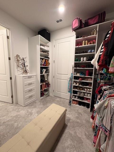 Image 25 of 39 For 8847 104th Circle