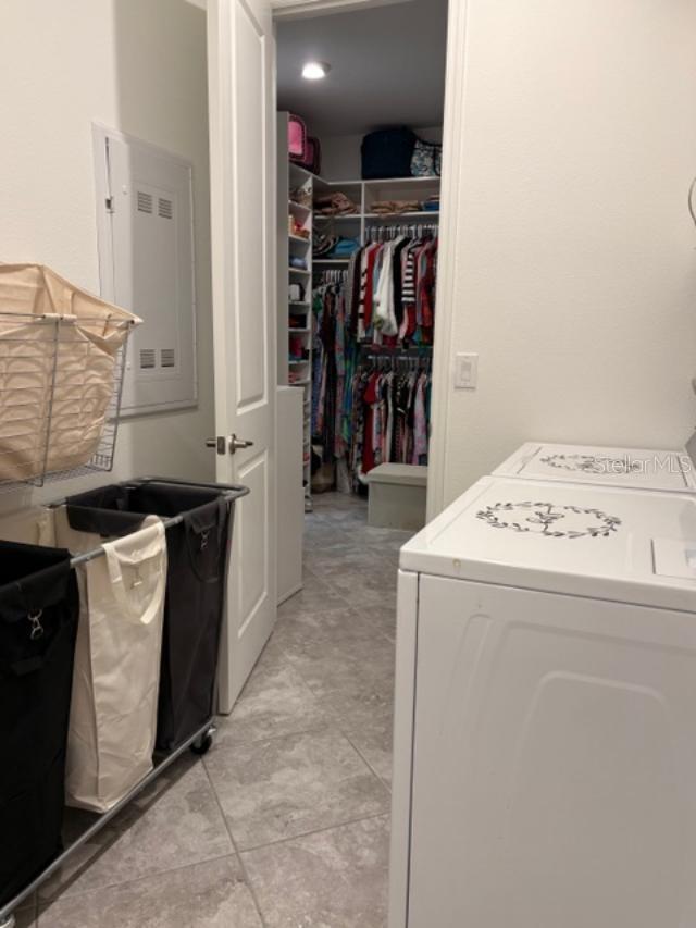 Image 28 of 39 For 8847 104th Circle