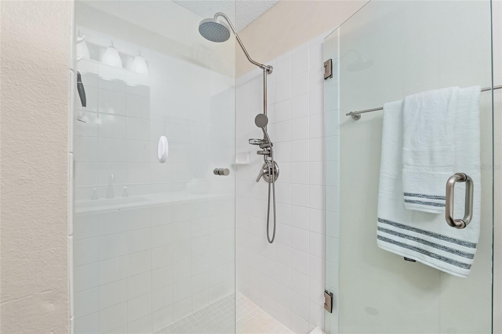 Image 13 of 31 For 1502 Avila Place