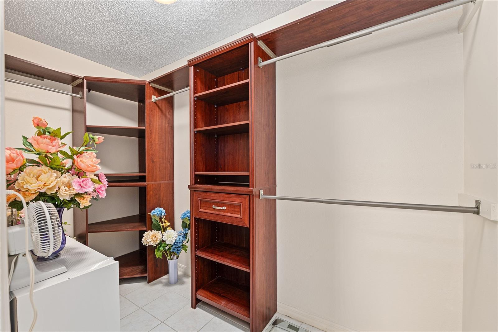 Image 14 of 31 For 1502 Avila Place