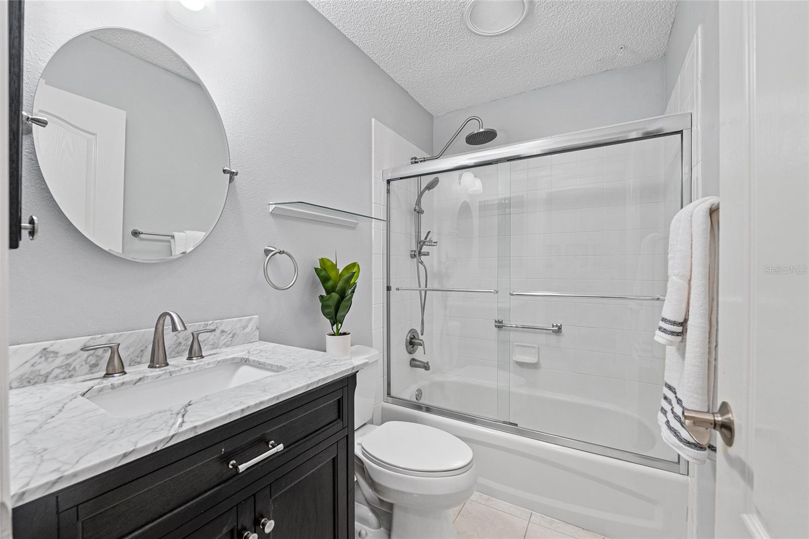 Image 16 of 31 For 1502 Avila Place