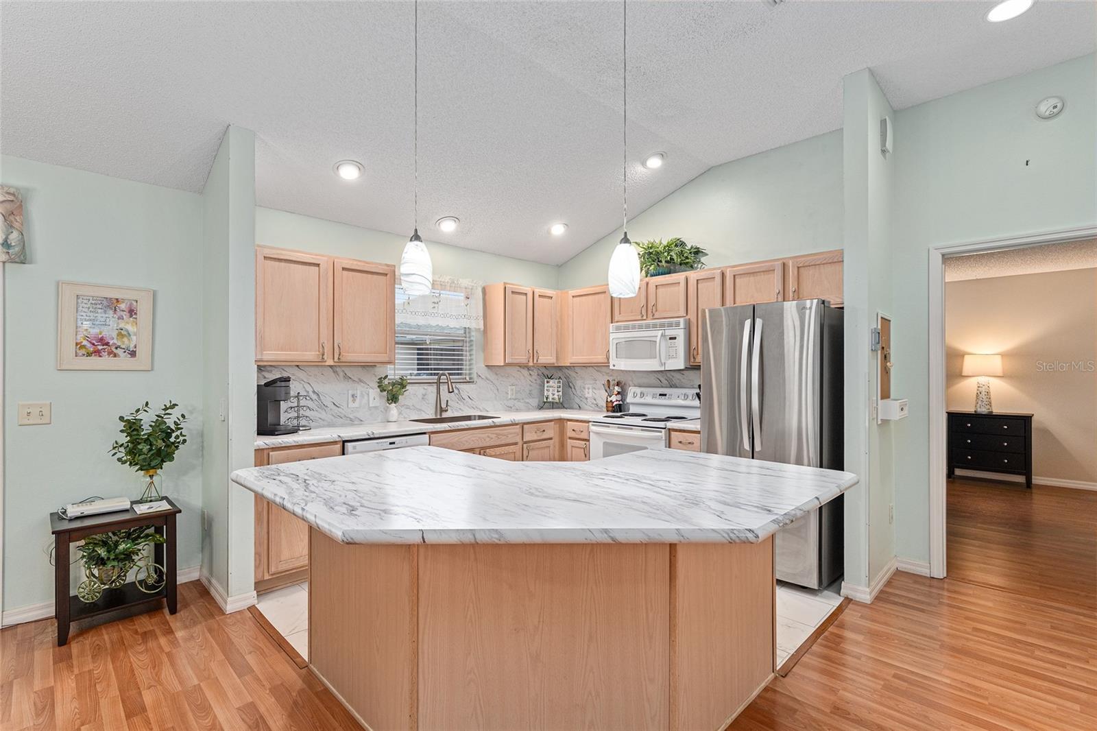 Image 8 of 31 For 1502 Avila Place