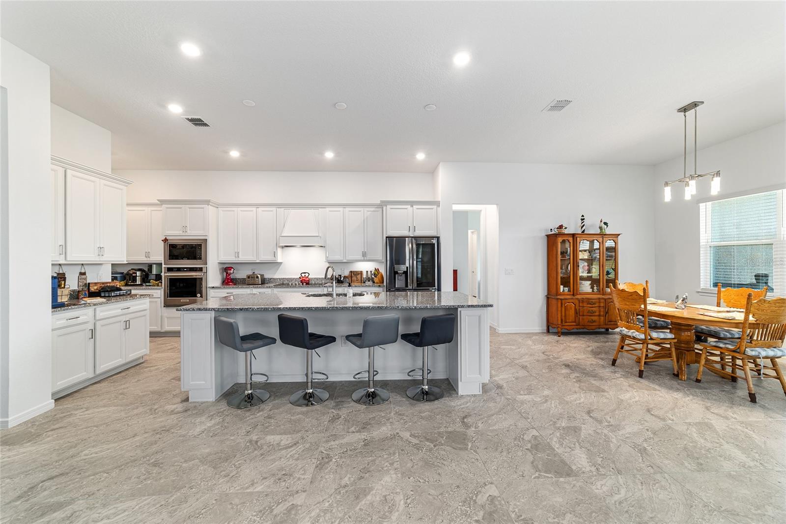 Image 17 of 79 For 6046 86th Circle