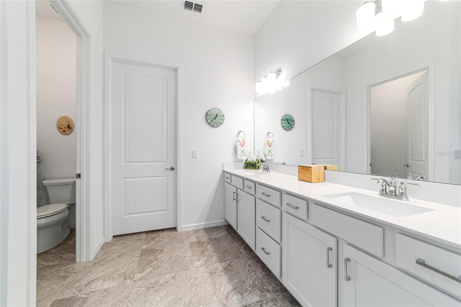 Image 37 of 79 For 6046 86th Circle