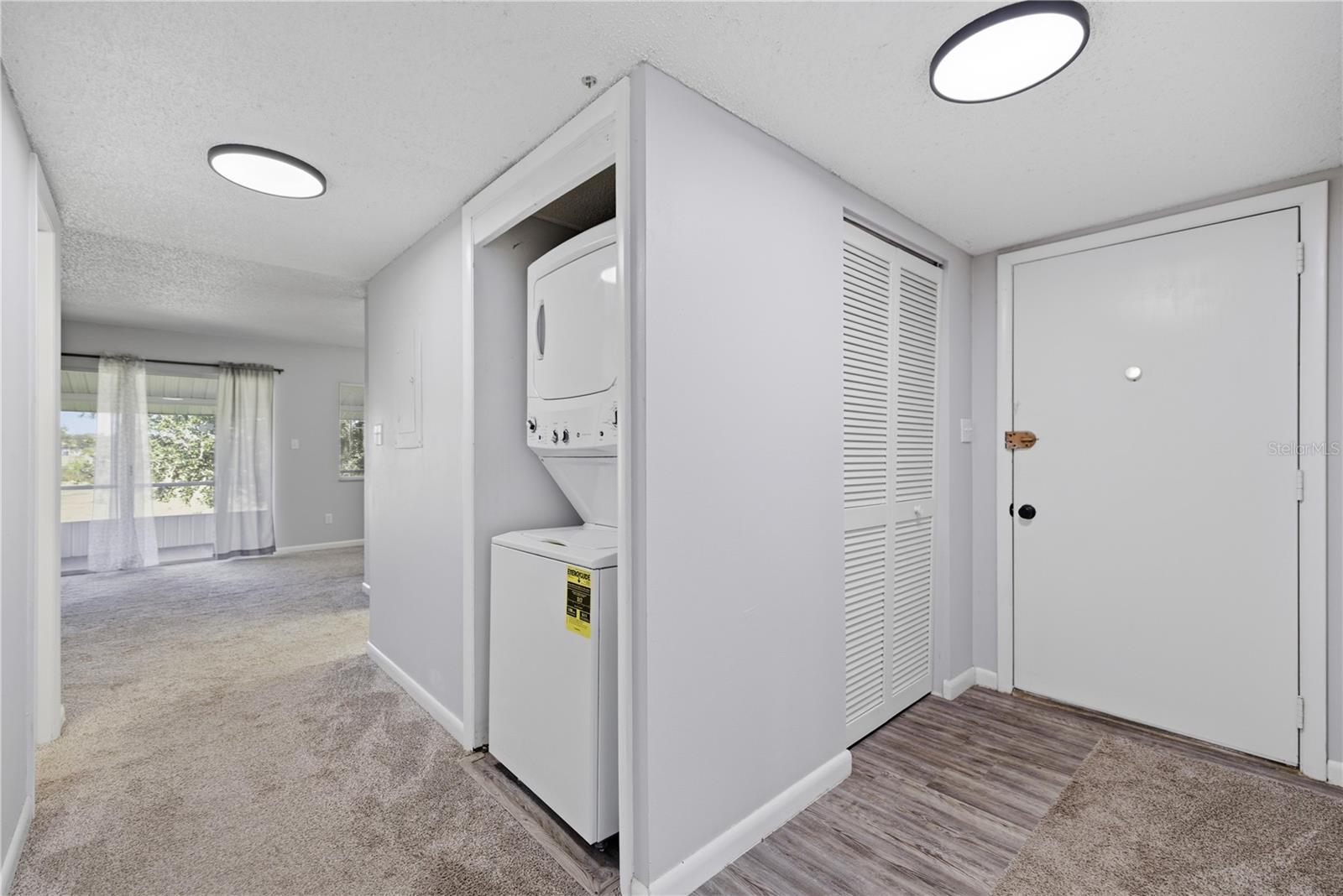 Image 25 of 33 For 574 Fairways Circle B