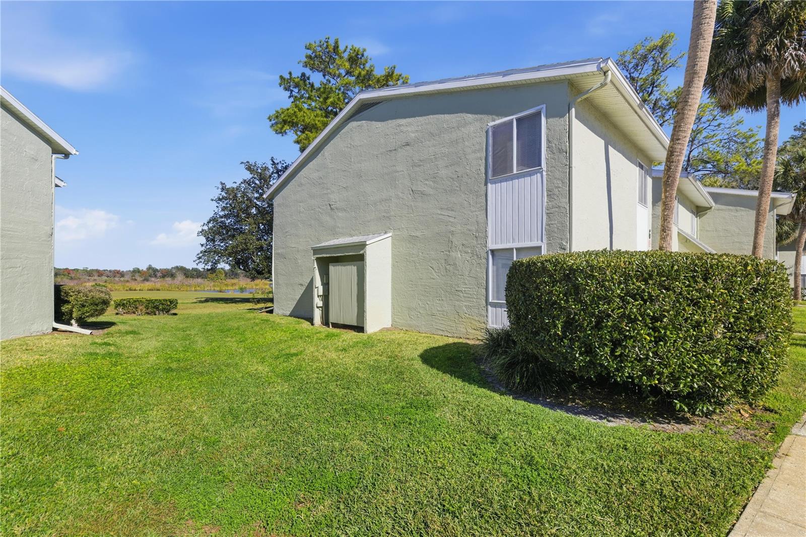 Image 30 of 33 For 574 Fairways Circle B