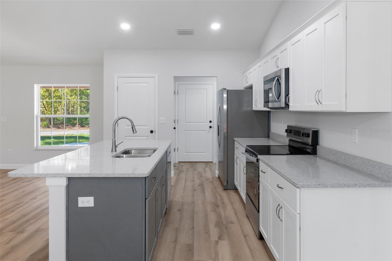 Image 18 of 44 For 7685 Maltese Drive