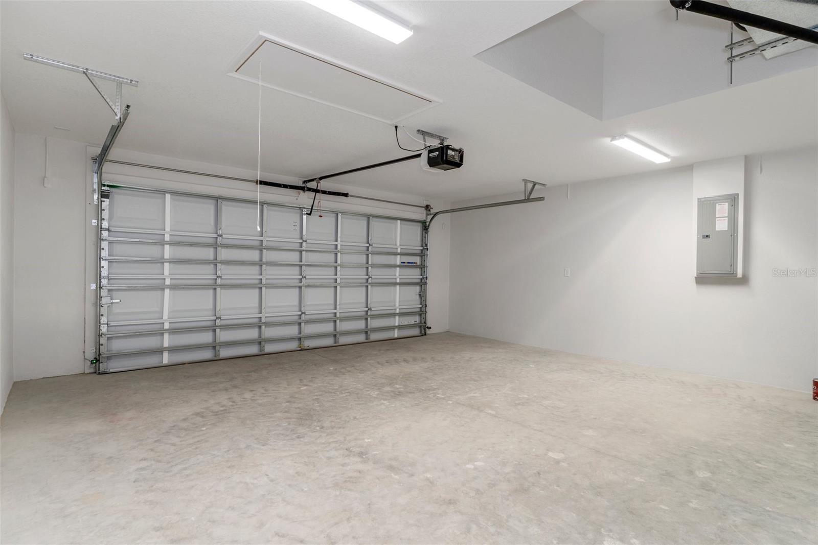 Image 39 of 44 For 7685 Maltese Drive