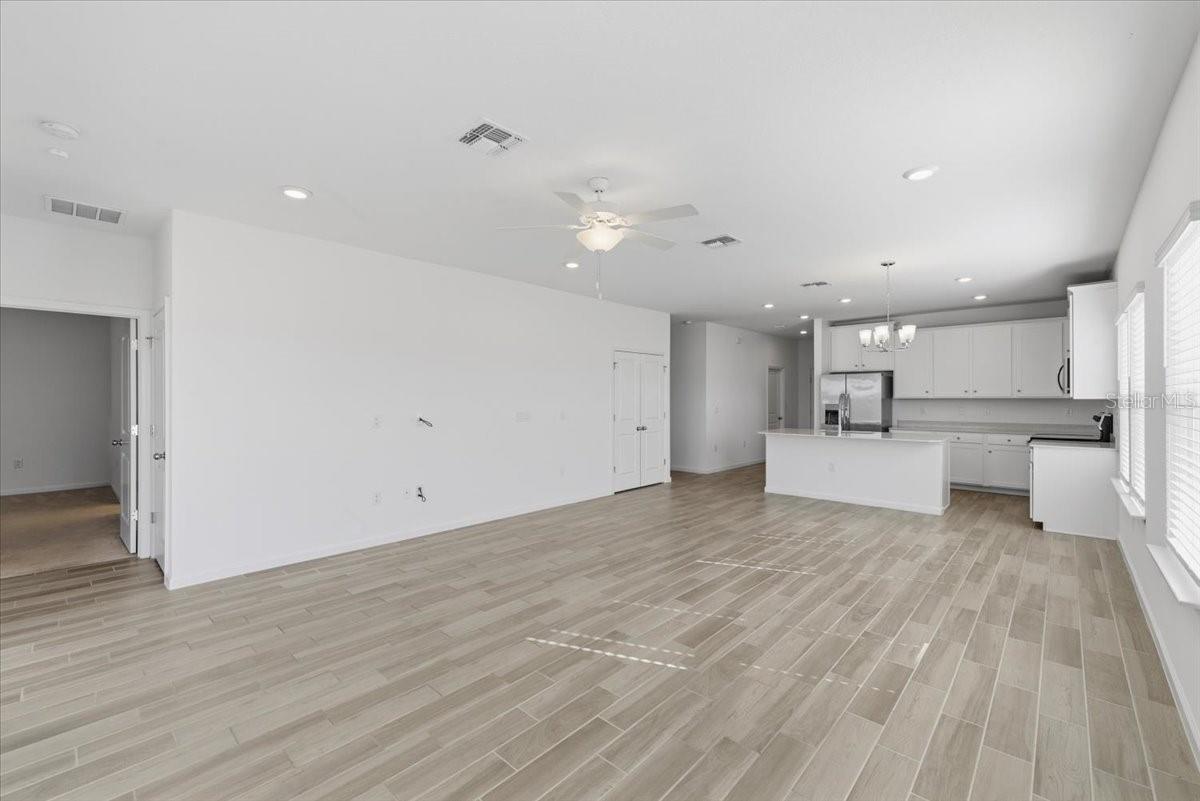 Image 9 of 33 For 9025 58th Circle