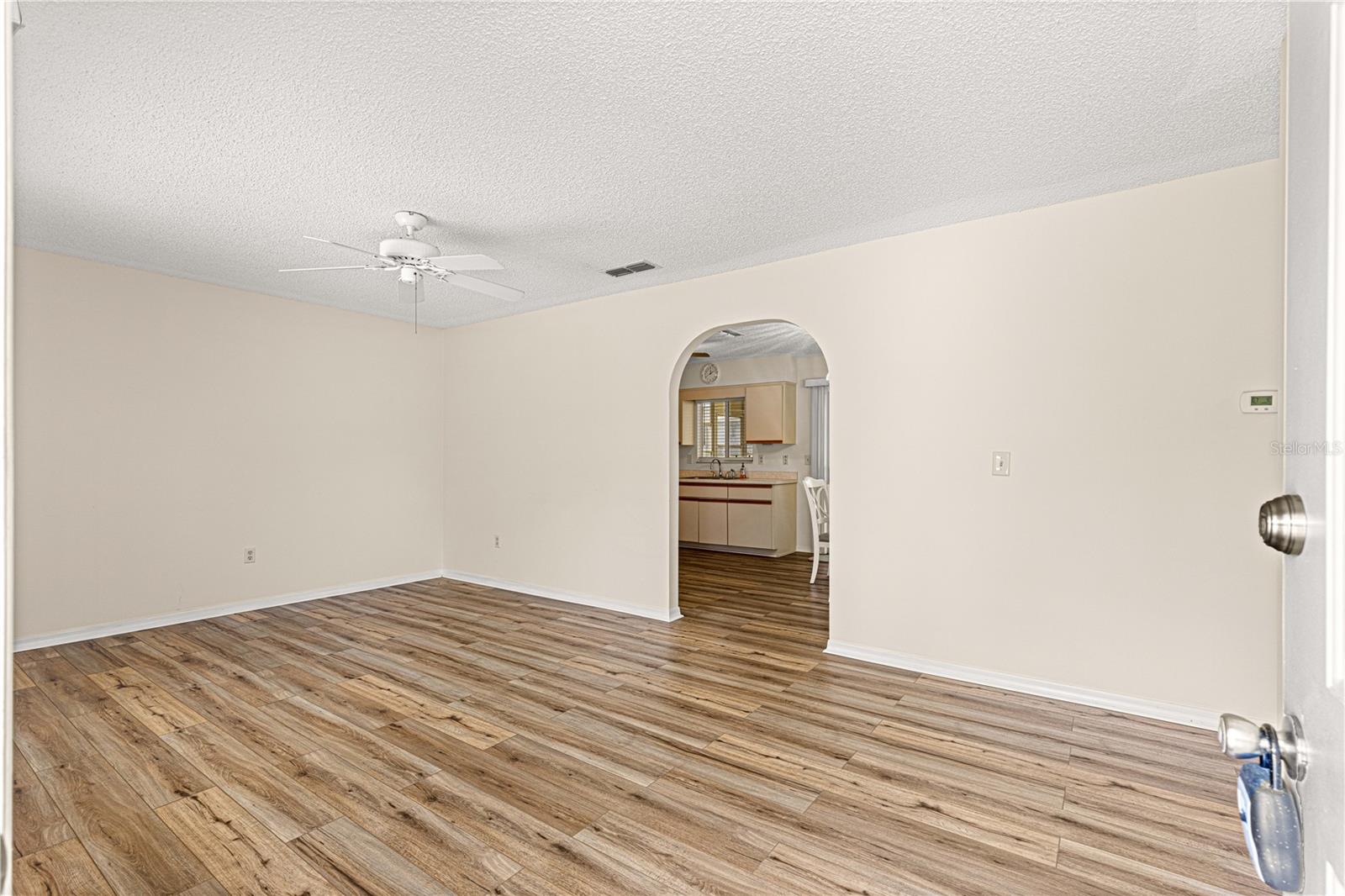 Image 7 of 38 For 10780 62nd Avenue Road