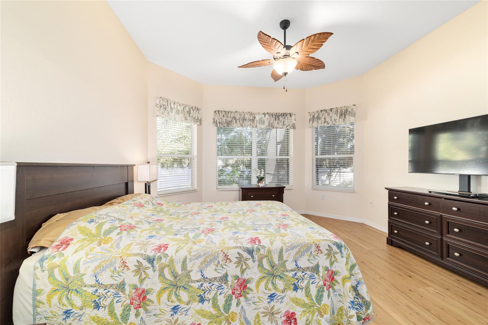 Image 33 of 89 For 10943 71st Circle